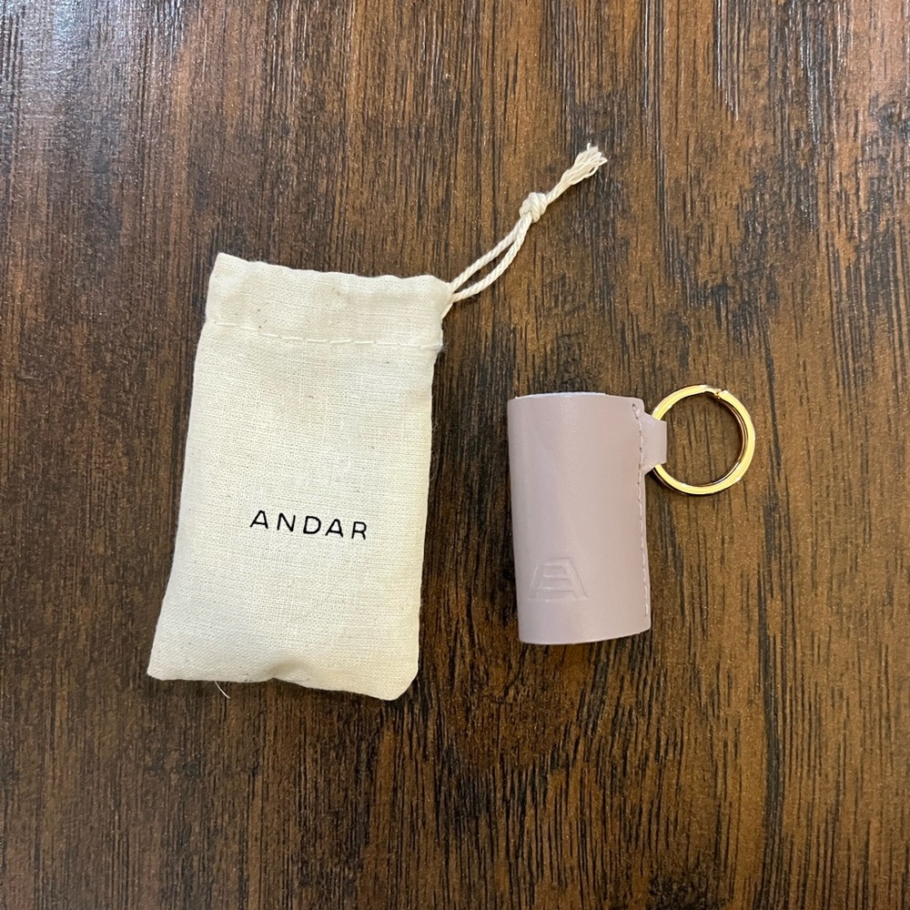 Andar Chapstick Holder in the color Lilac